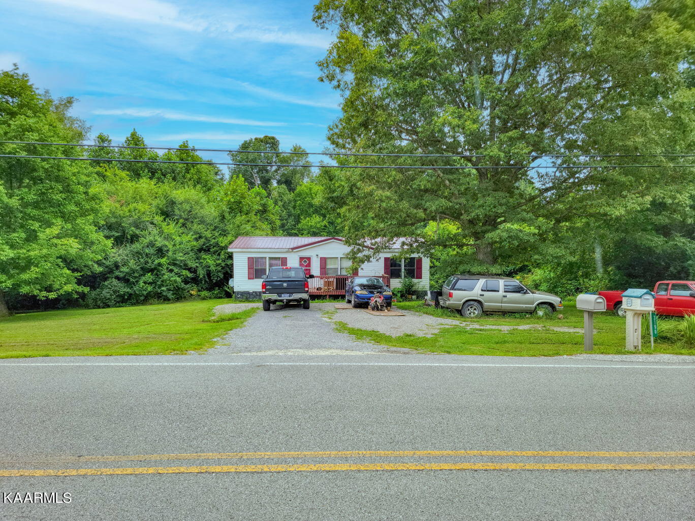 3171 Rte Davis Road Spencer, TN 38585 - Photo 3 of 13 3-web-or-mls-20220816_122352_7