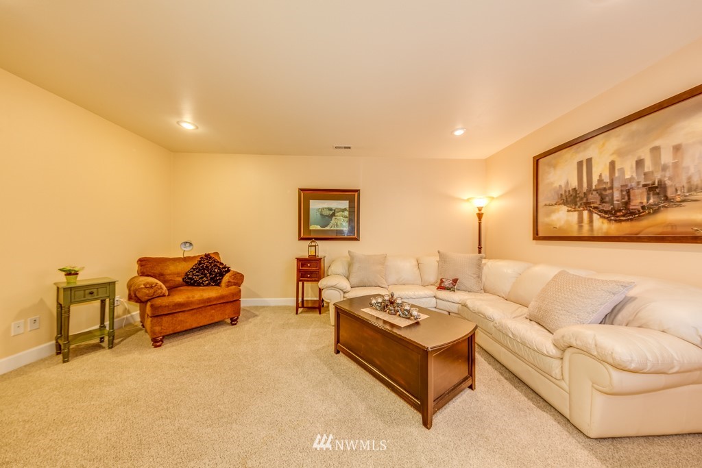 1134 North 27th Place Renton, WA 98056 - Photo 22 of 25 Gallery Image 22