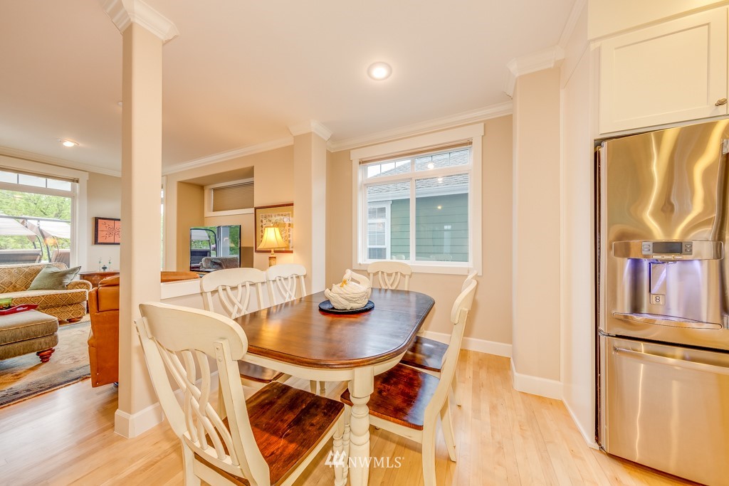 1134 North 27th Place Renton, WA 98056 - Photo 9 of 25 Gallery Image 9