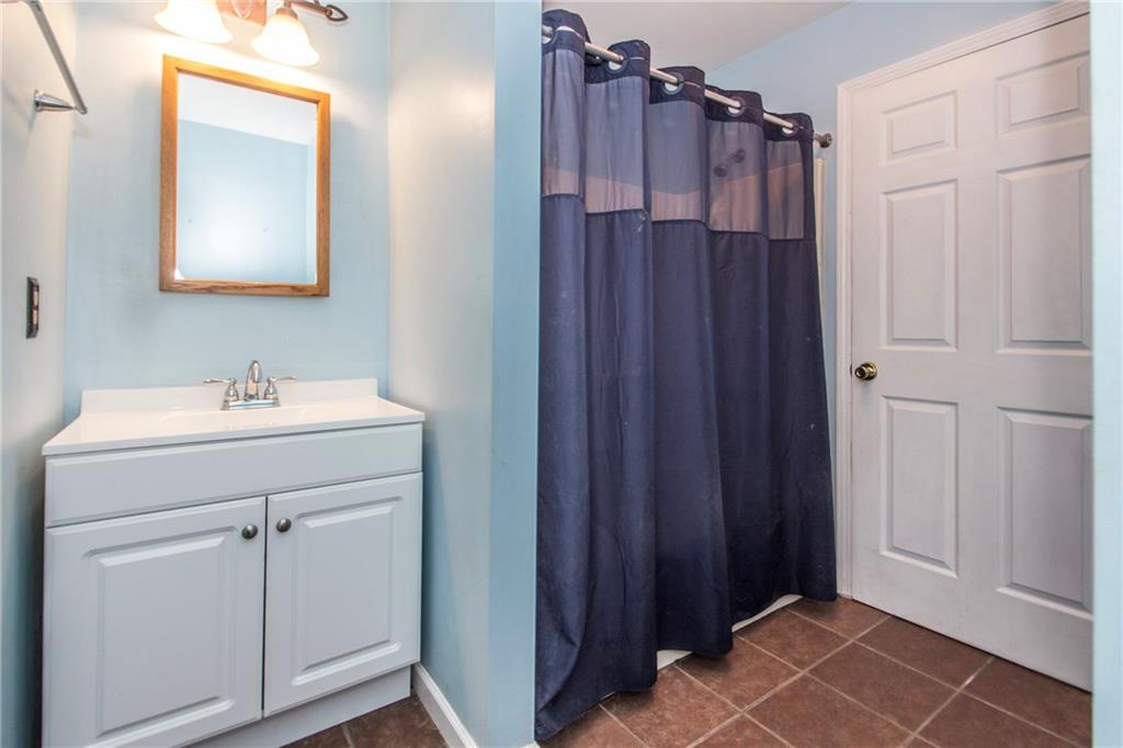 568 Pittsburgh Road Rochester, PA 15074 - Photo 11 of 25