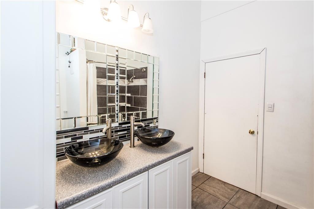 568 Pittsburgh Road Rochester, PA 15074 - Photo 15 of 25