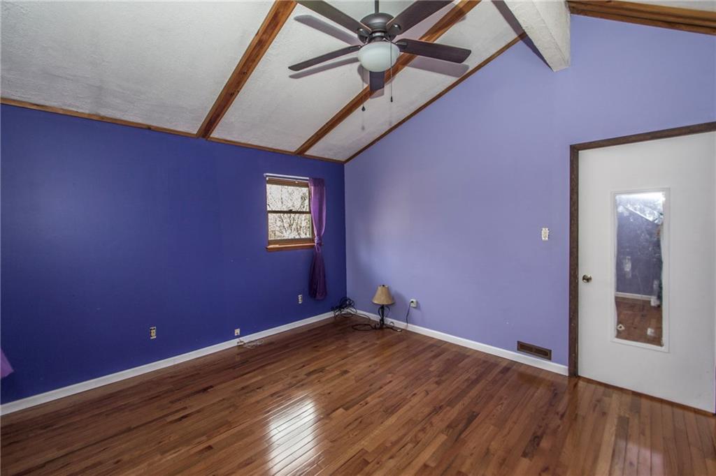 568 Pittsburgh Road Rochester, PA 15074 - Photo 17 of 25