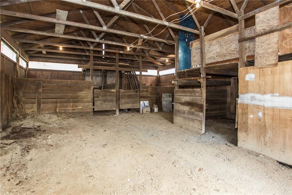 568 Pittsburgh Road Rochester, PA 15074 - Photo 23 of 25