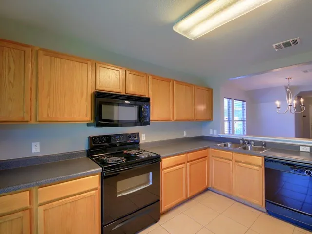 $2,000 | 9109 Indigo Sky Drive, Austin, TX 78724