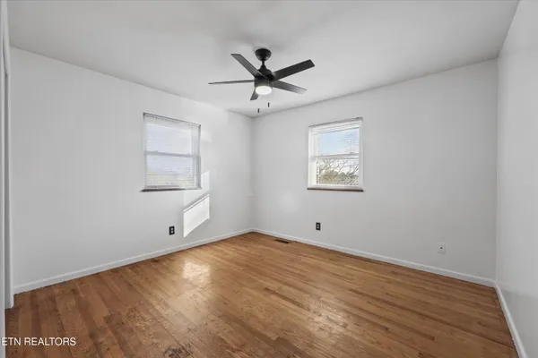 $330,000 | 109 Westwood Drive, Clinton, TN 37716