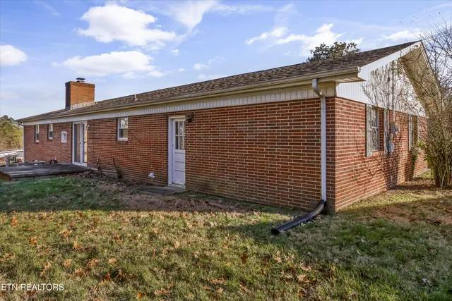 $350,000 | 109 Westwood Drive, Clinton, TN 37716