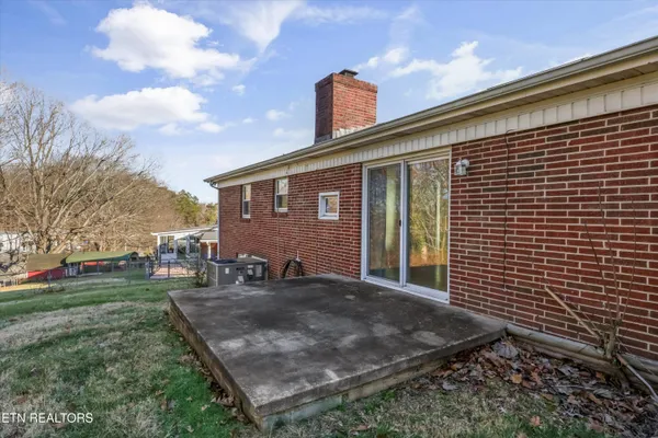 $330,000 | 109 Westwood Drive, Clinton, TN 37716