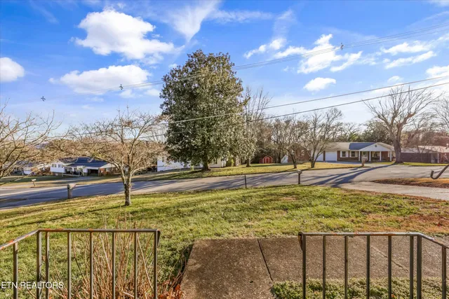 $350,000 | 109 Westwood Drive, Clinton, TN 37716