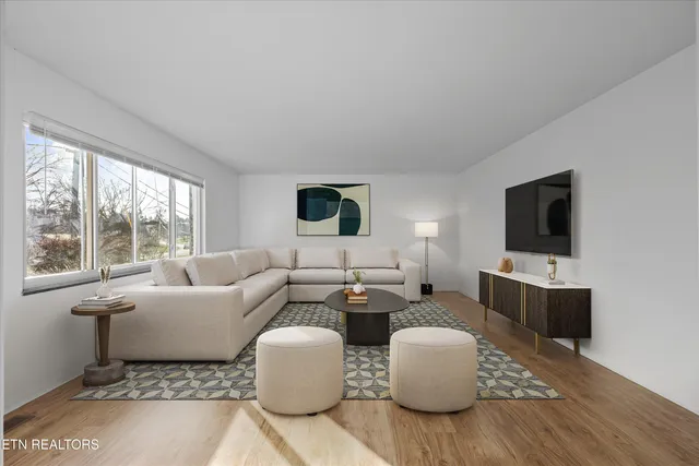 $350,000 | 109 Westwood Drive, Clinton, TN 37716