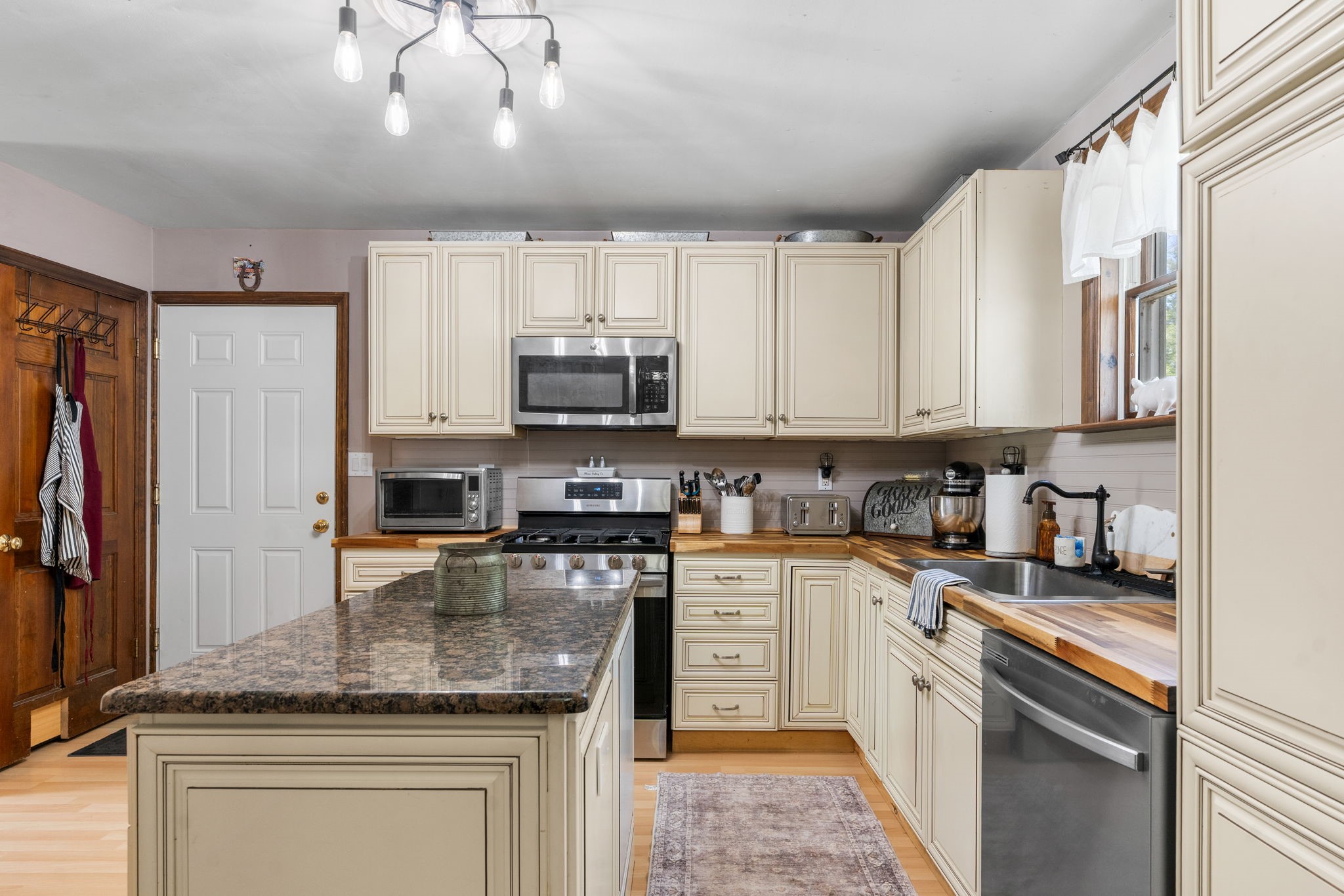 548 Spaulding Hill Road Owego, NY 13827 - Photo 7 of 27 Gallery Image 7