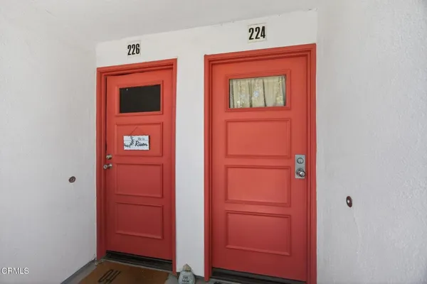 $550,000 | 1230 Tivoli Lane, Unit 224, Simi Valley, CA 93065