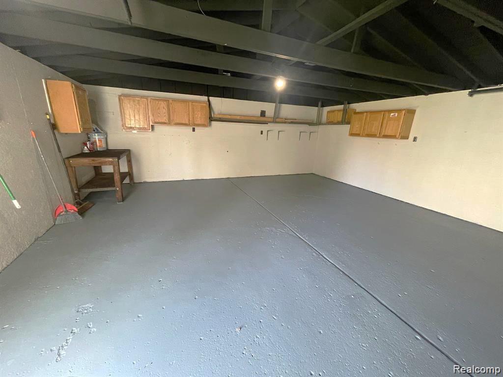 16830 Stephens Road Eastpointe, MI 48021 - Photo 30 of 30