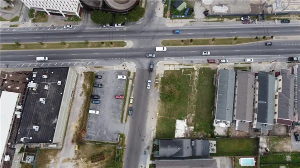 $1,200,000 | 2536 Tulane Avenue, New Orleans, LA 70119