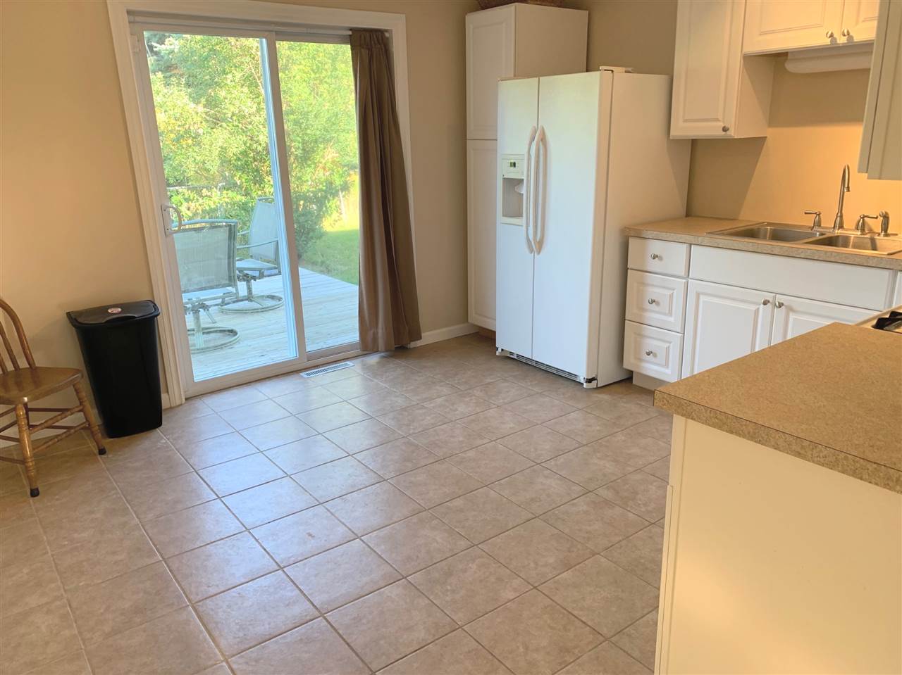6277 Boone Road Traverse City, MI 49685 - Photo 6 of 21 1868044-5.JPG