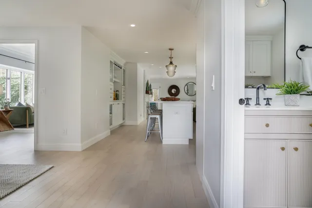 $1,350,000 | 7 Blue Fin, Mashpee, MA 02649