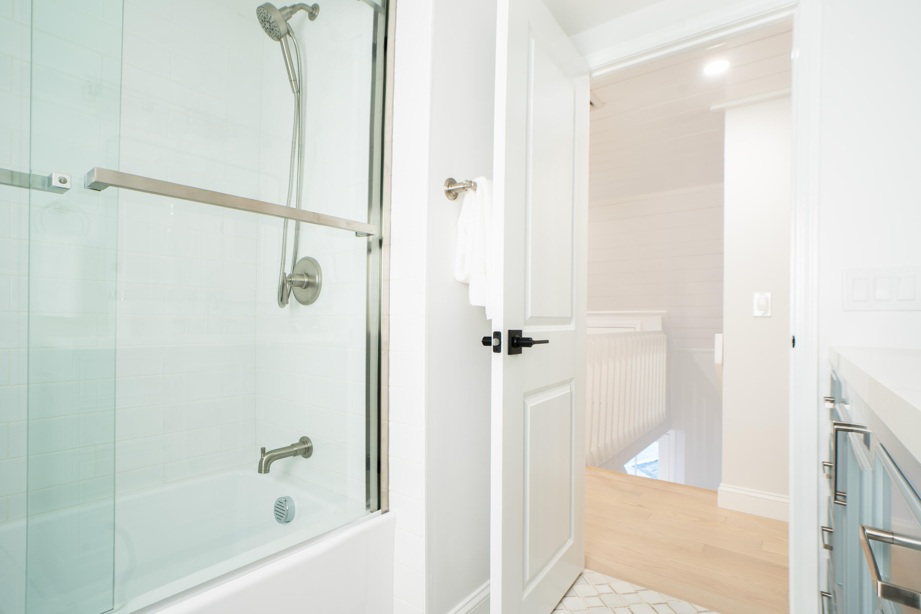 7 Blue Fin Mashpee, MA 02649 - Photo 35 of 55 Bathroom on Second Floor