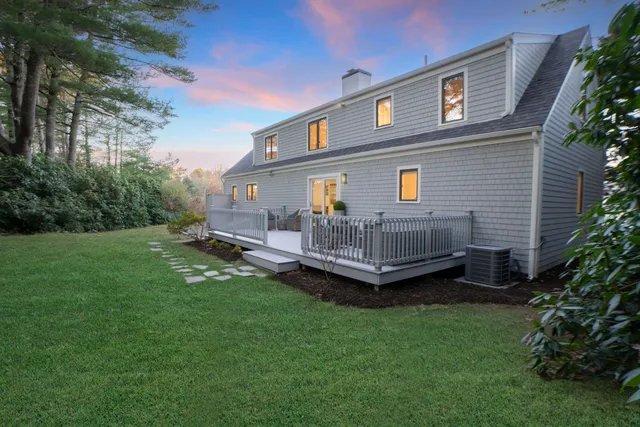 $1,350,000 | 7 Blue Fin, Mashpee, MA 02649