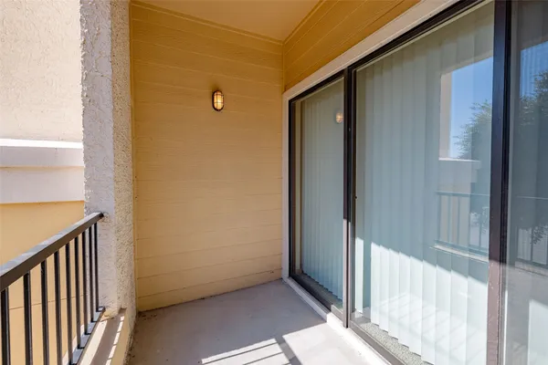 $976 | 12800 Center Lake Drive, Unit 4214, Austin, TX 78753