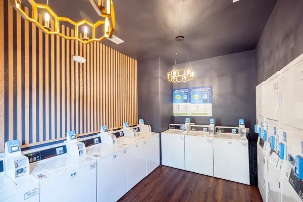 $976 | 12800 Center Lake Drive, Unit 4214, Austin, TX 78753