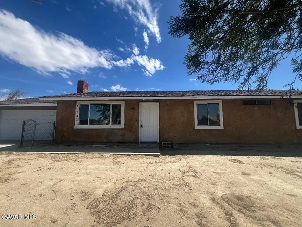 $399,900 | 15232 Greenrock Avenue, Lancaster, CA 93535