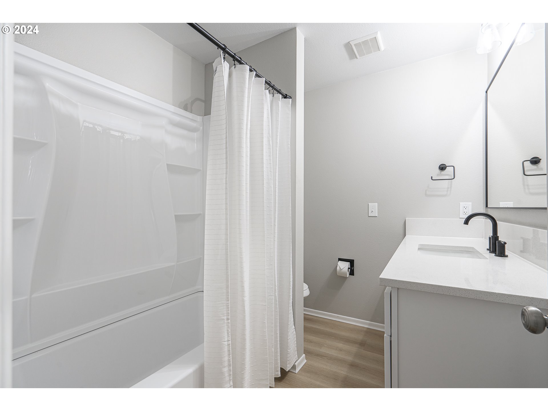 1214 Villa Road Newberg, OR 97132 - Photo 24 of 35 Gallery Image 24