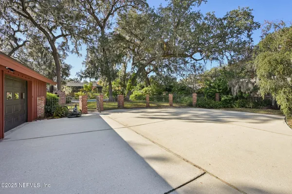 $799,000 | 3707 Cathedral Oaks Place South, Jacksonville, FL 32217