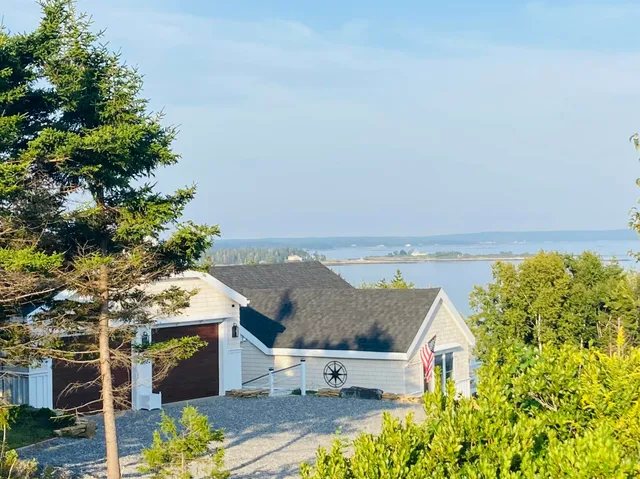 $1,100,000 | 95 Blueberry Lane, Harpswell, ME 04066