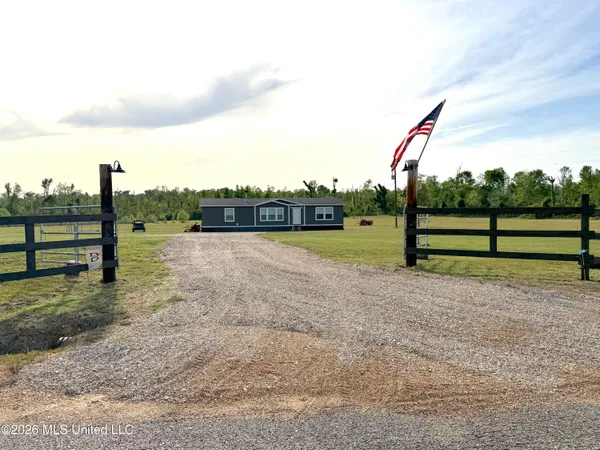 $245,000 | 72 Summers Magee Road, Kokomo, MS 39643
