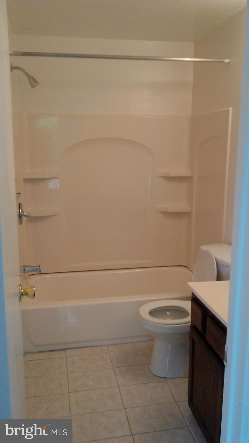 12 Wimbledon Court Silver Spring, MD 20906 - Photo 14 of 26 Bath (Master)