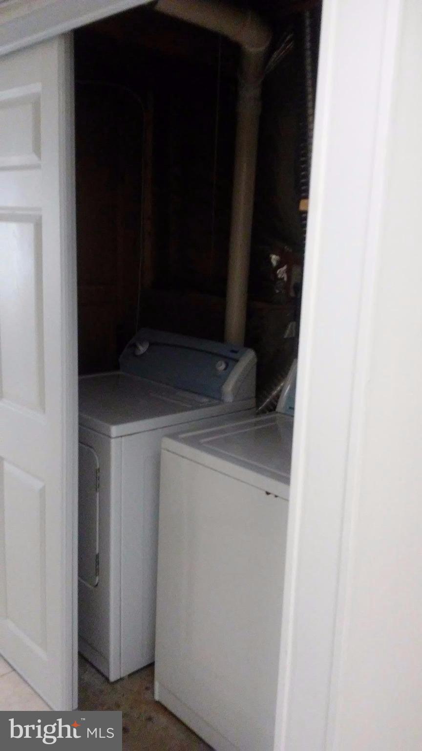 12 Wimbledon Court Silver Spring, MD 20906 - Photo 19 of 26 Full Sized Washer & Dryer