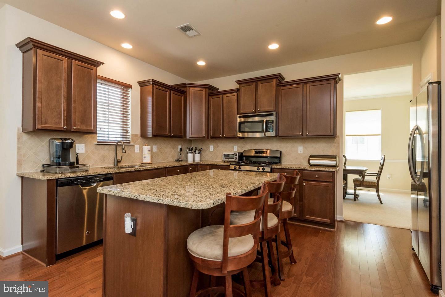 1005 Horse Collar Road Accokeek, MD 20607 - Photo 8 of 24 Upgraded countertops in kitchen