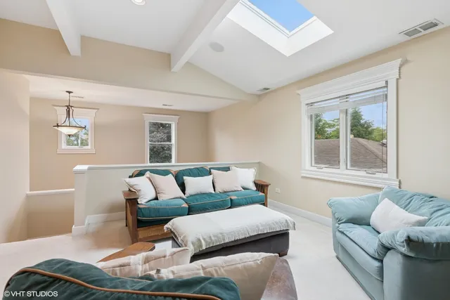 $1,399,000 | 6730 South Madison Street, Willowbrook, IL 60527