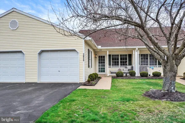 $219,750 | 1013 Hastings Boulevard, Unit 1013, York, PA 17402