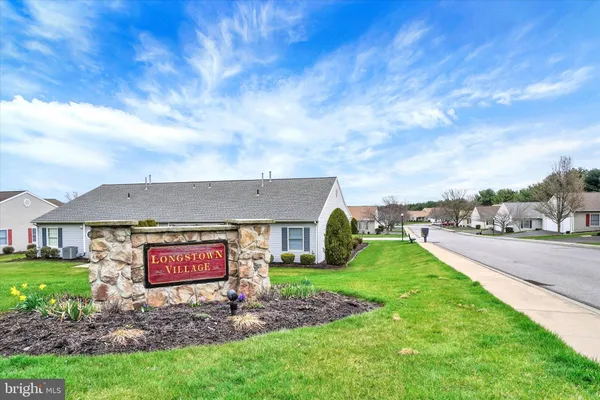 $219,750 | 1013 Hastings Boulevard, Unit 1013, York, PA 17402