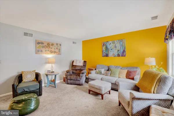$219,750 | 1013 Hastings Boulevard, Unit 1013, York, PA 17402