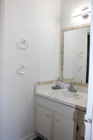 $1,250 | 409 Westwood Drive, Tallahassee, FL 32304