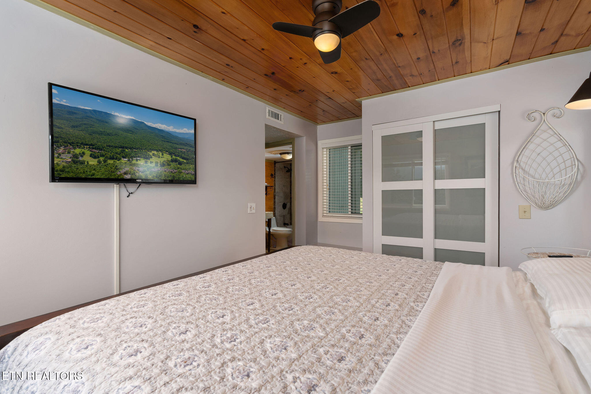 3710 Weber Road, Unit 101B Gatlinburg, TN 37738 - Photo 33 of 48 DSC02876