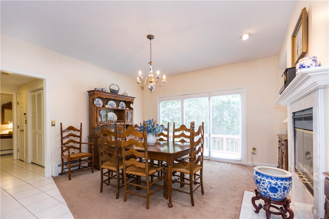 160 Howland Road East Greenwich, RI 02818 - Photo 17 of 39 Gallery Image 17