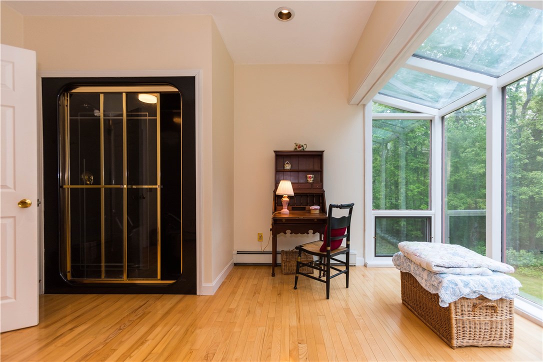 160 Howland Road East Greenwich, RI 02818 - Photo 24 of 39 Gallery Image 24