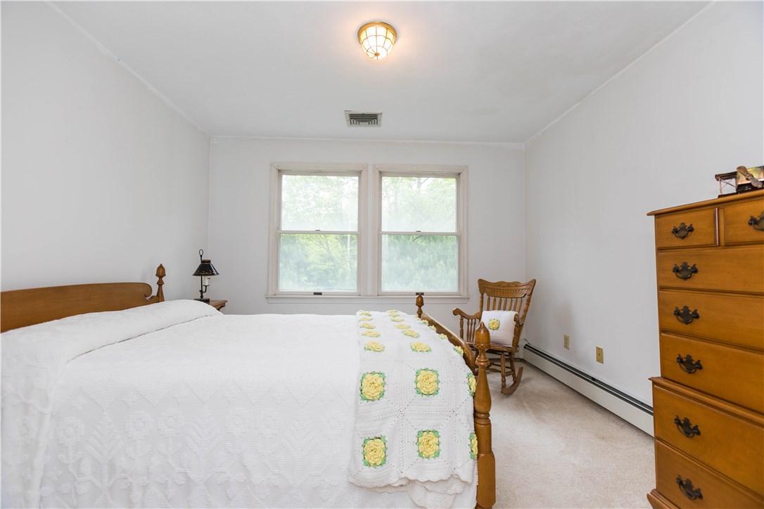 160 Howland Road East Greenwich, RI 02818 - Photo 29 of 39 Gallery Image 29