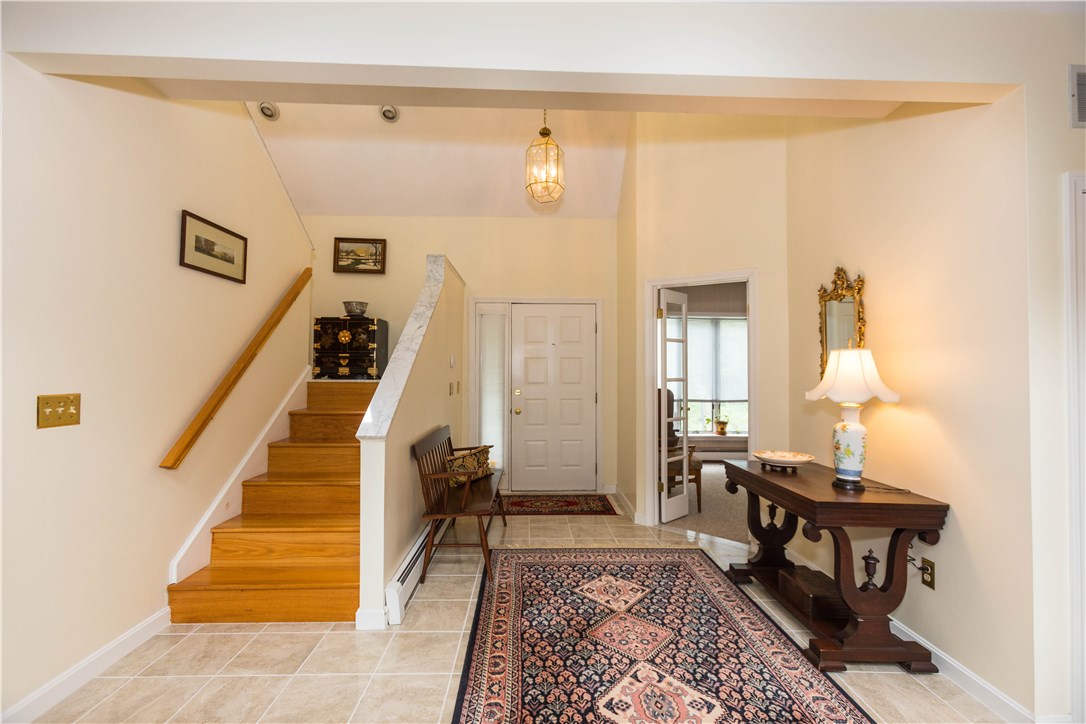 160 Howland Road East Greenwich, RI 02818 - Photo 3 of 39 Gallery Image 3