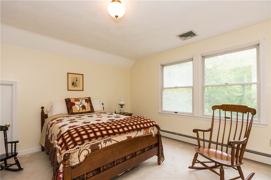 160 Howland Road East Greenwich, RI 02818 - Photo 31 of 39 Gallery Image 31