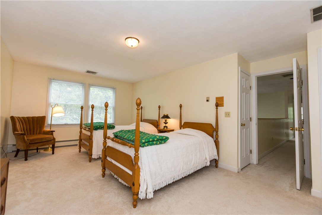 160 Howland Road East Greenwich, RI 02818 - Photo 35 of 39 Gallery Image 35