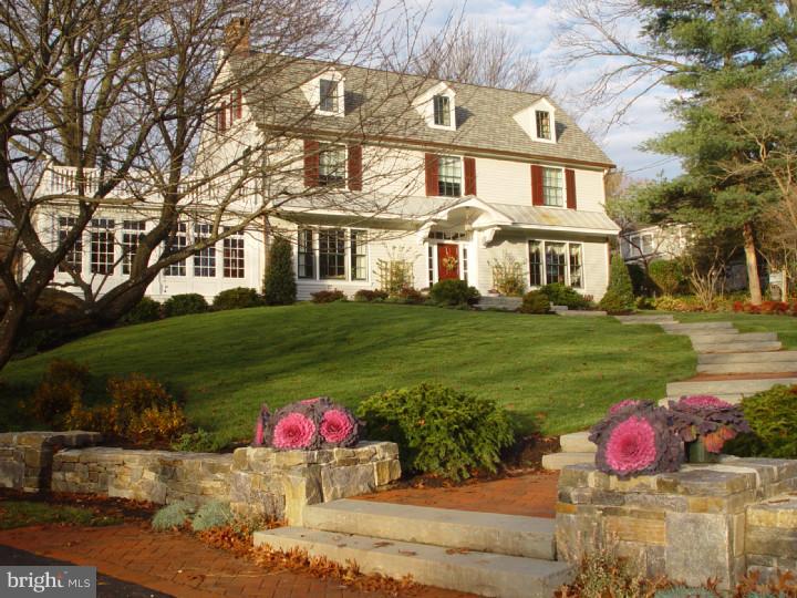 574 Warwick Road Haddonfield, NJ 08033 - Photo 1 of 25 Exterior Front