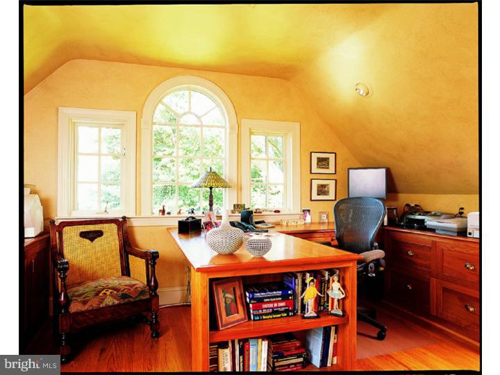 574 Warwick Road Haddonfield, NJ 08033 - Photo 17 of 25 Bedroom 4
