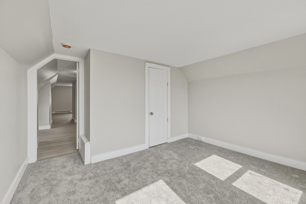 207-209 White Street Springfield, MA 01108 - Photo 30 of 35