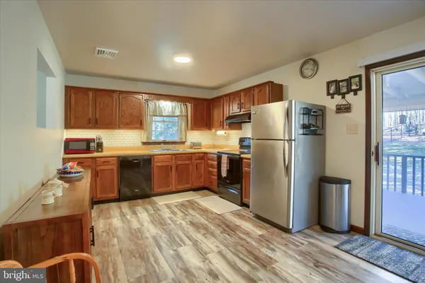 $284,900 | 45 Allen Drive, Shermans Dale, PA 17090