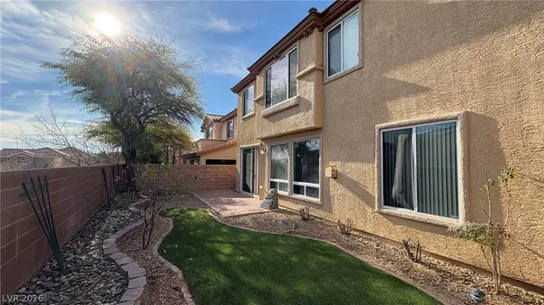 $2,735 | 564 Tecate Valley Street, Las Vegas, NV 89138