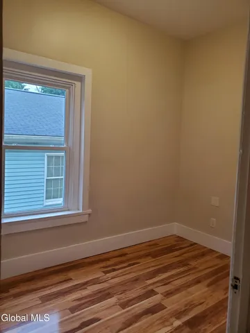 $259,900 | 6 West Sunnyside Way, Troy, NY 12180