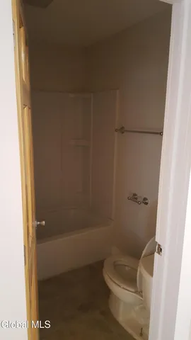 $259,900 | 6 West Sunnyside Way, Troy, NY 12180